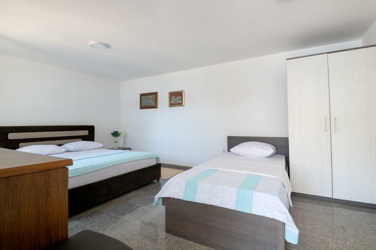 Apartments Lukrecia Neum Luaran gambar
